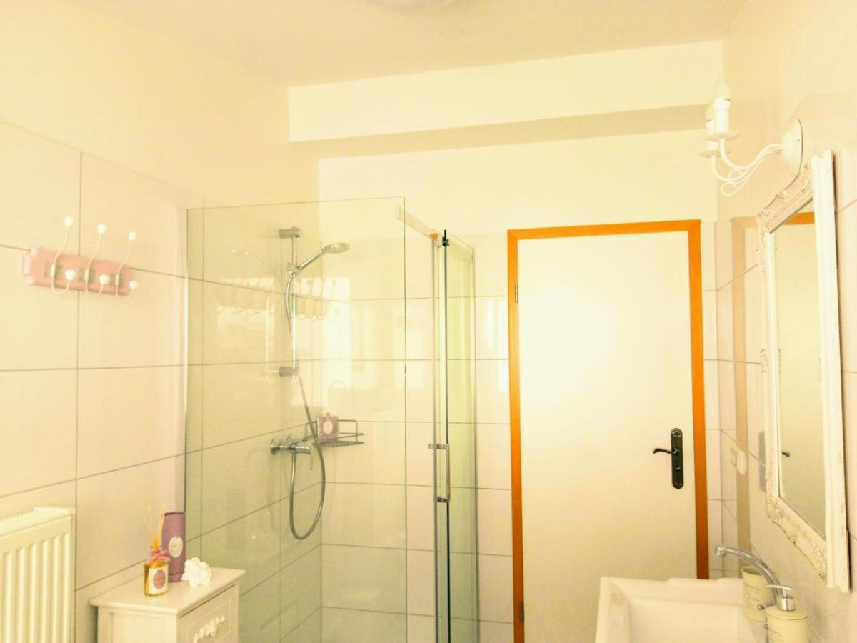 Romantic Style Apartment Titisee-Neustadt Ngoại thất bức ảnh